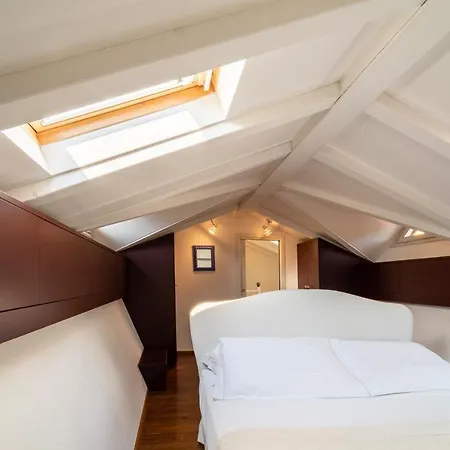 La Porta Rossa By Wonderful Italy Apartment Varenna
