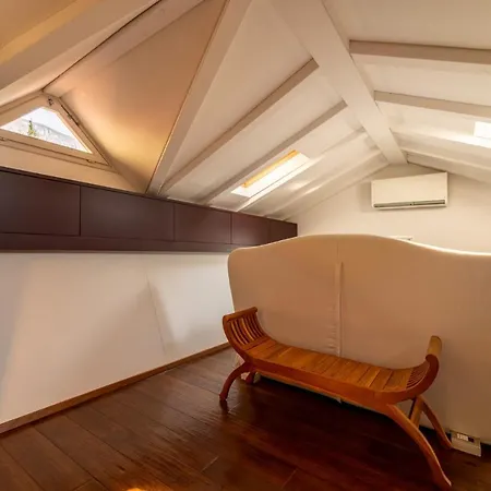 Apartamento La Porta Rossa By Wonderful Italy Varenna